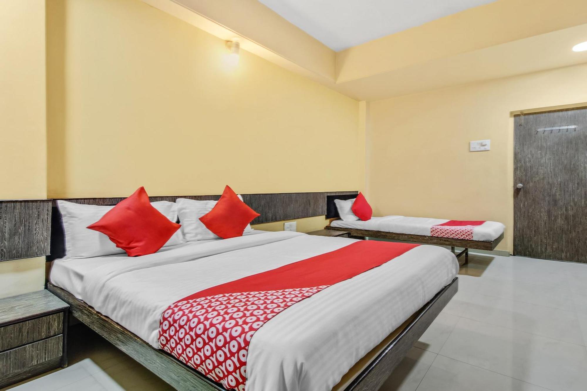 Hotel O Priyanka Residency Solapur Eksteriør billede