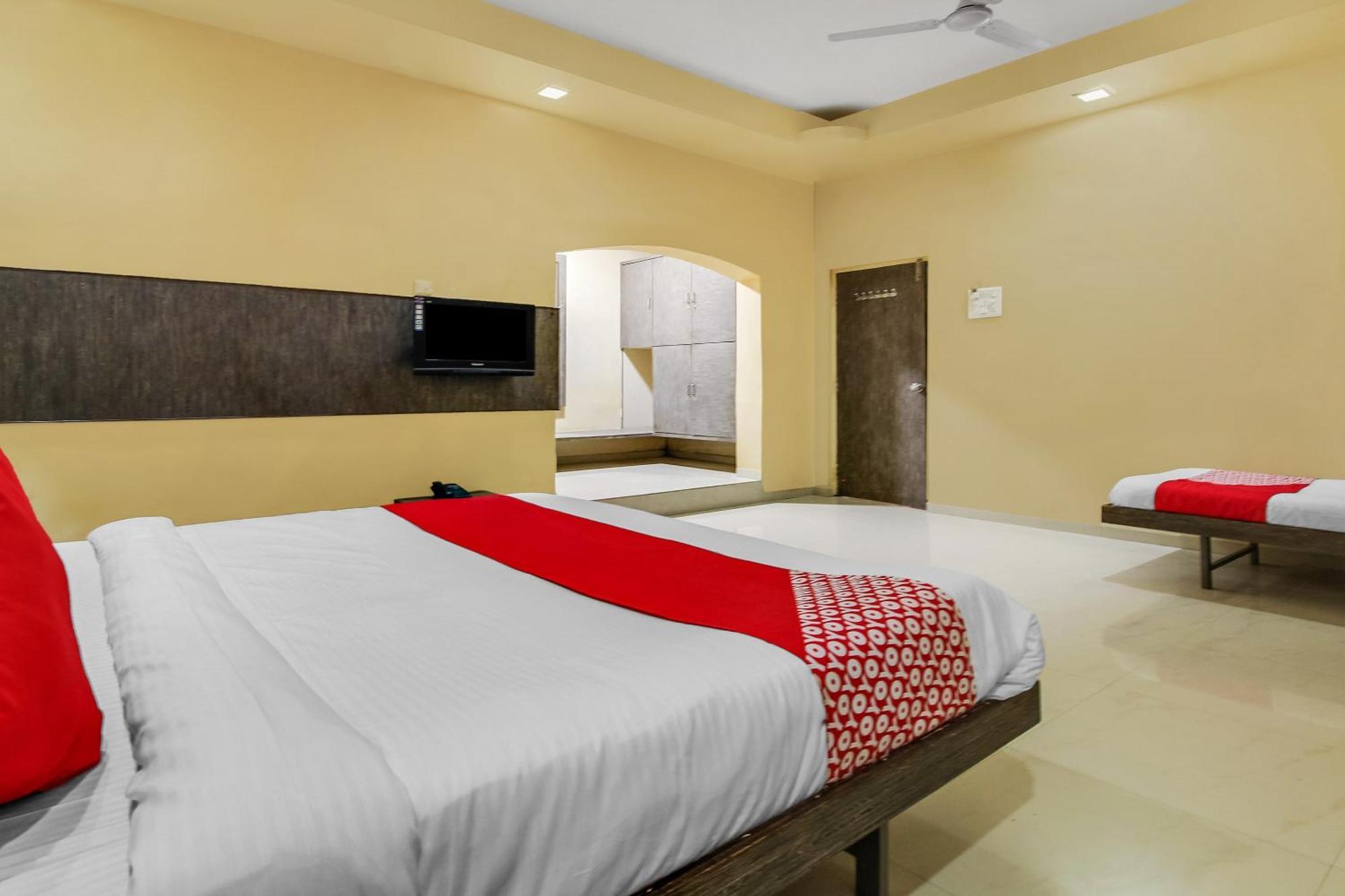 Hotel O Priyanka Residency Solapur Eksteriør billede