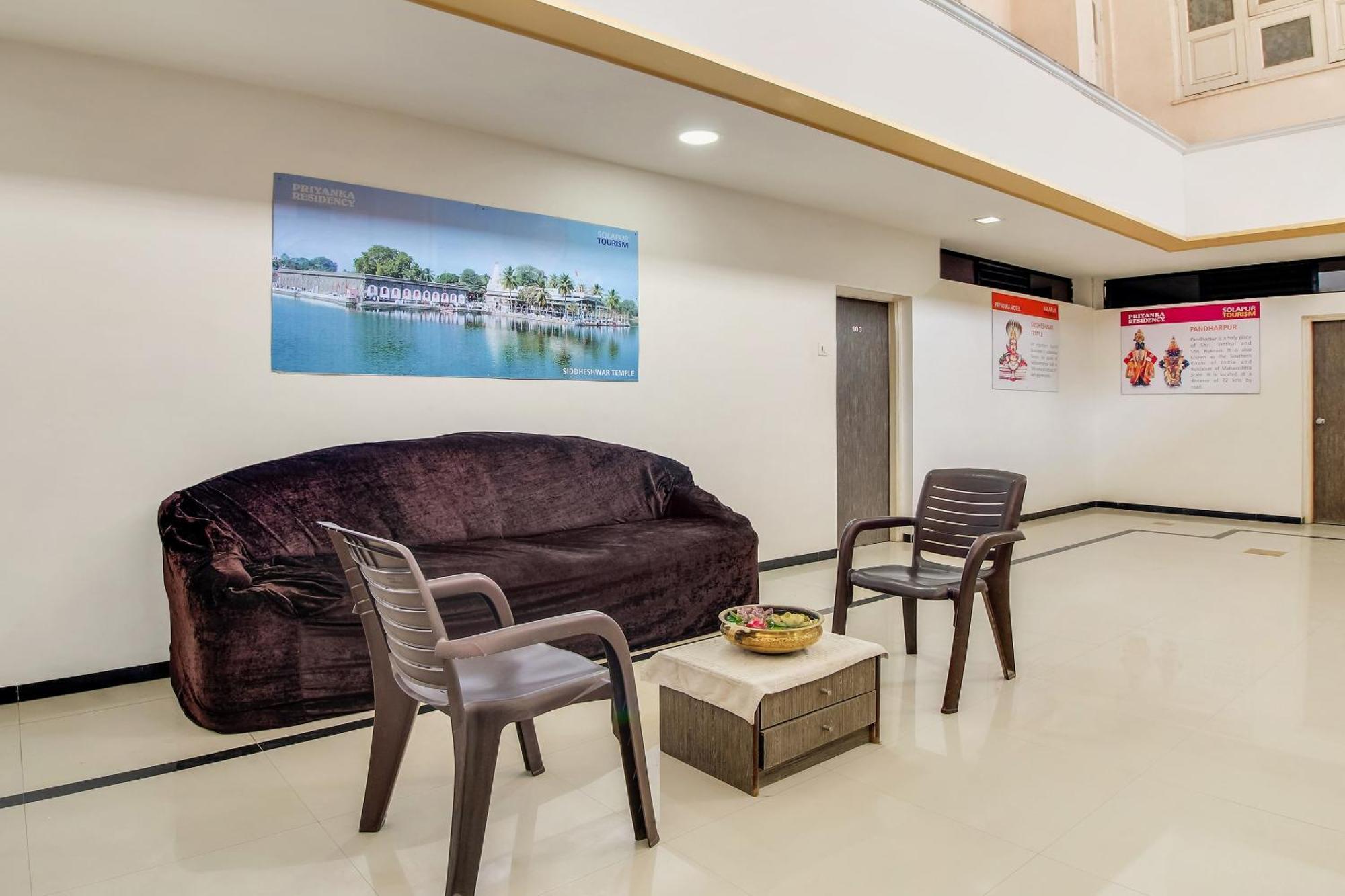 Hotel O Priyanka Residency Solapur Eksteriør billede